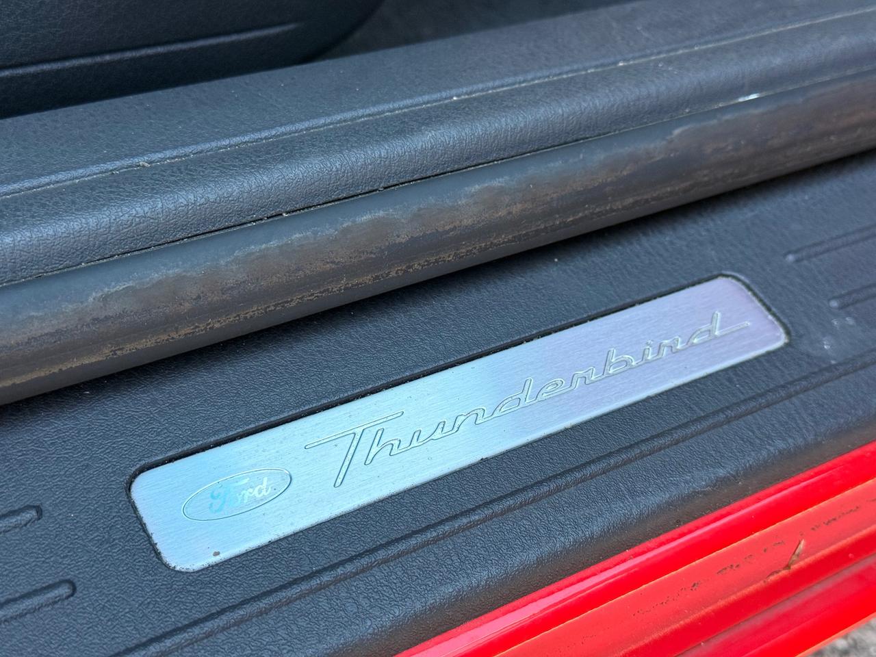2002 Ford Thunderbird 2dr Conv w/Hardtop Photo