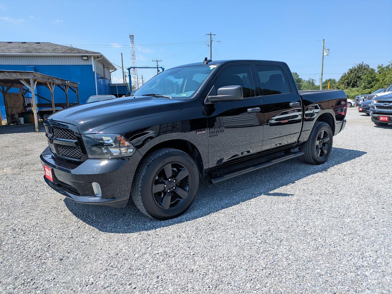 2019 RAM 1500 Classic 4x4 Crew Cab 5'7" Box - Photo #1