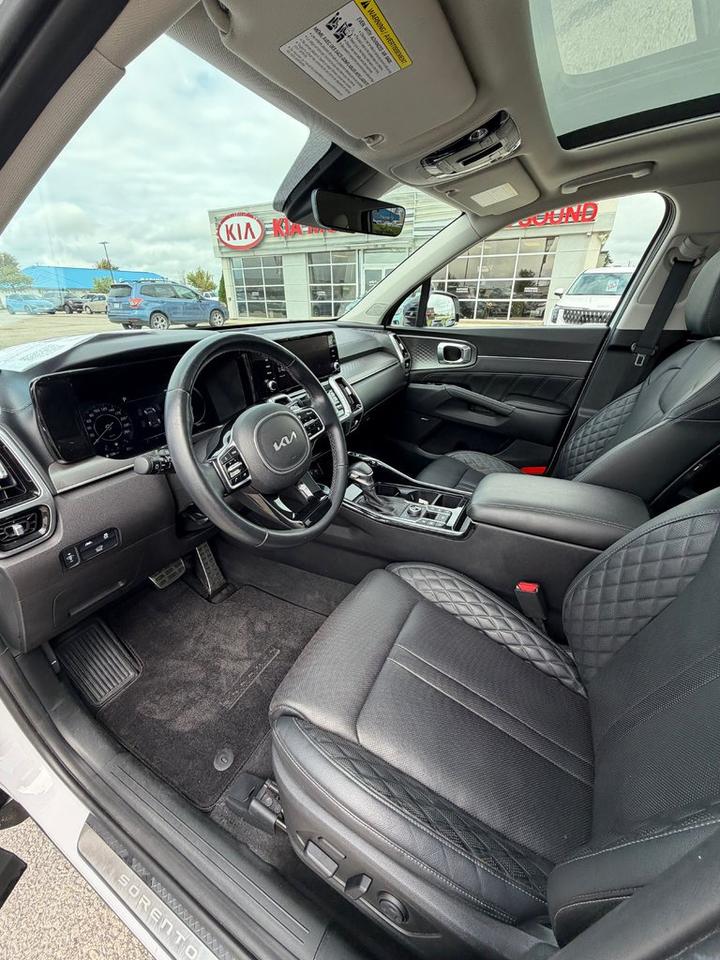 2023 Kia Sorento SX Photo