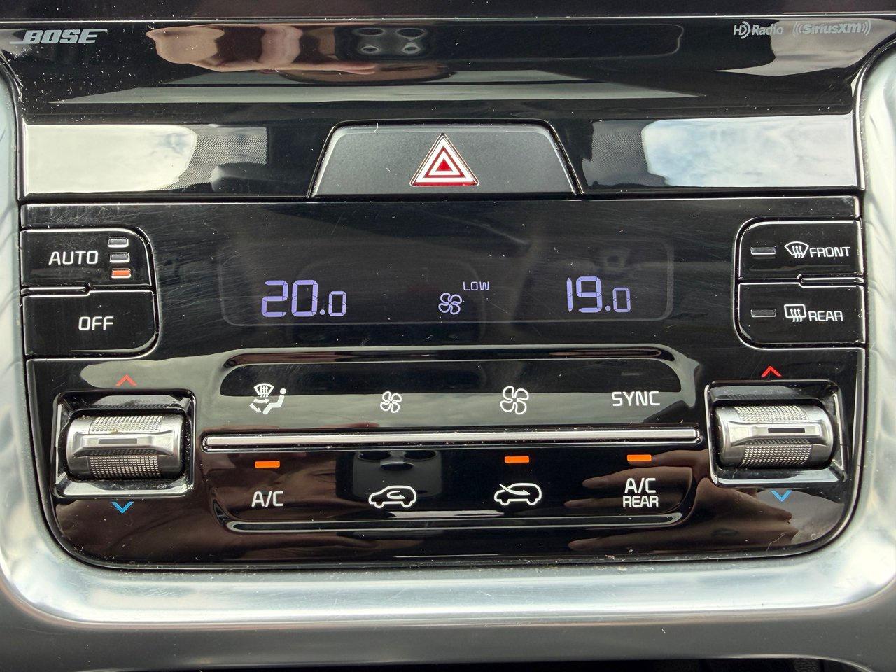 2023 Kia Sorento SX Photo