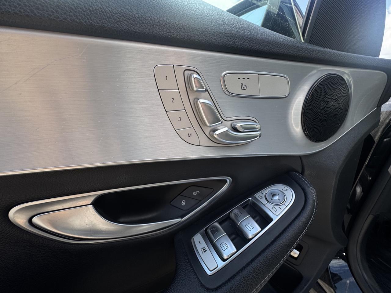 2018 Mercedes-Benz C-Class C 300 Photo