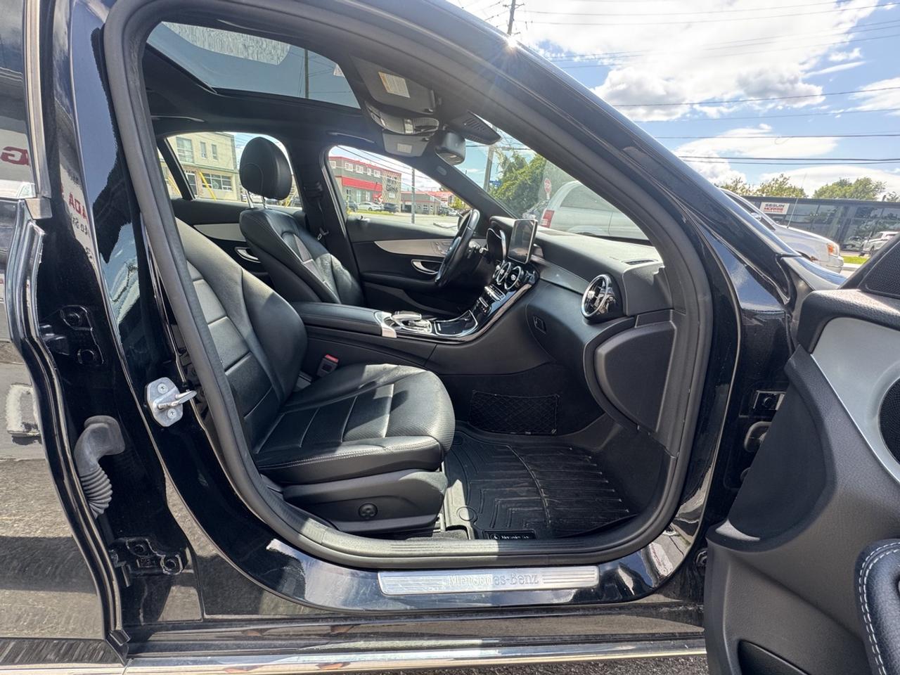 2018 Mercedes-Benz C-Class C 300 Photo