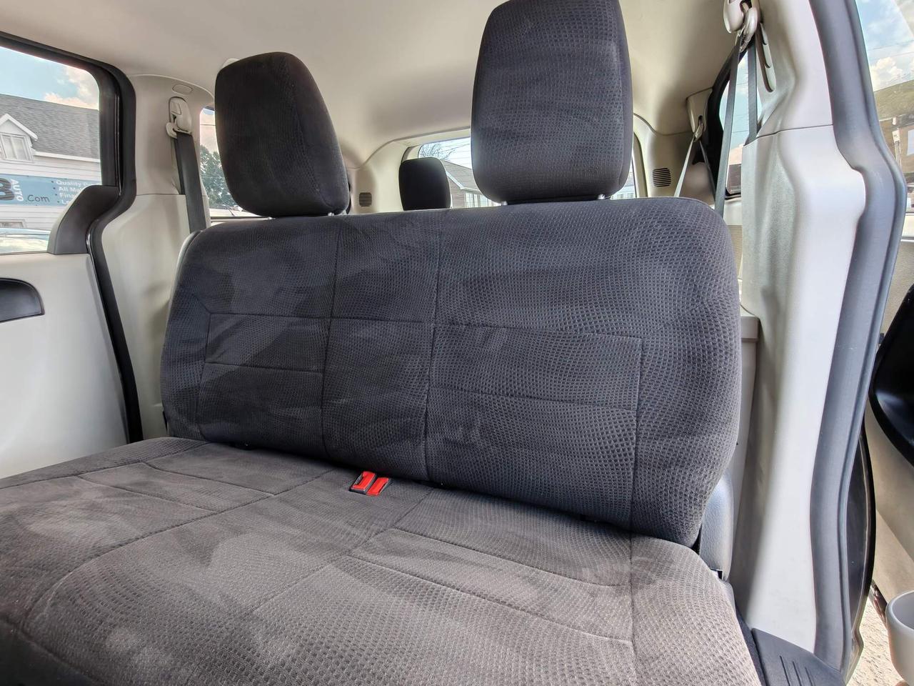 2014 Dodge Grand Caravan SE/SXT Passenger Van Photo