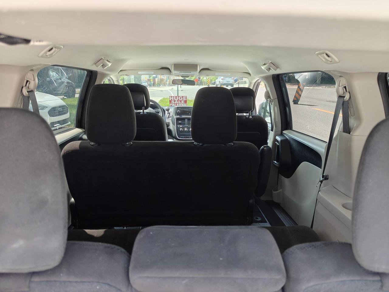 2014 Dodge Grand Caravan SE/SXT Passenger Van Photo