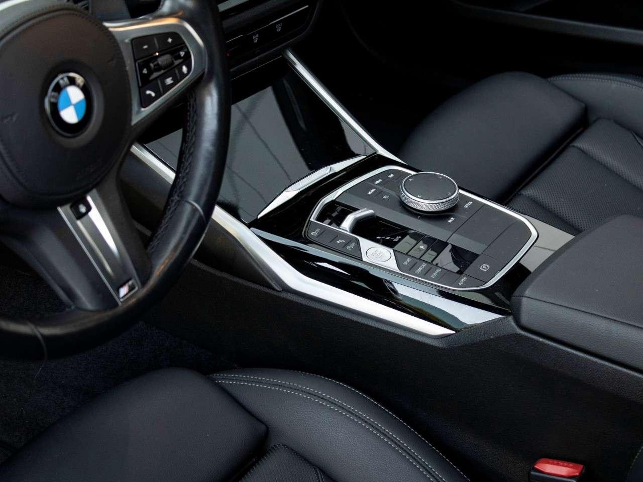 2023 BMW 2 Series 230i xDrive Coupe Photo