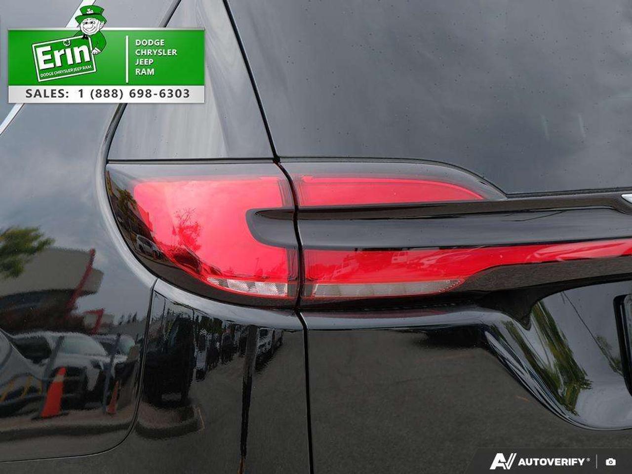 2026 Chrysler Pacifica SELECT   7 PASSENGER SEATING   SUNROOF Photo