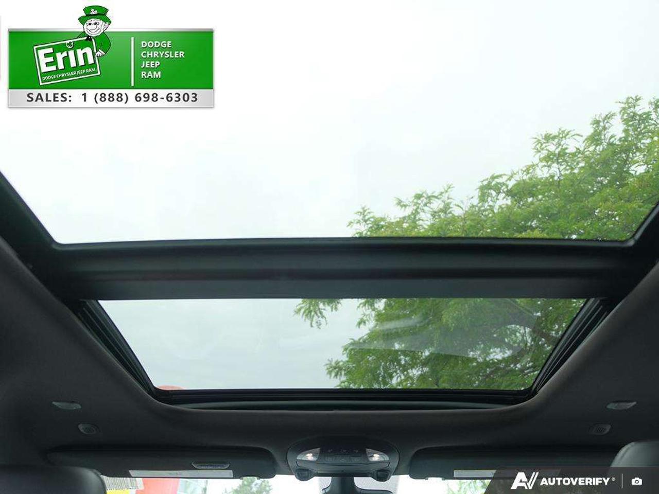 2026 Chrysler Pacifica SELECT   7 PASSENGER SEATING   SUNROOF Photo