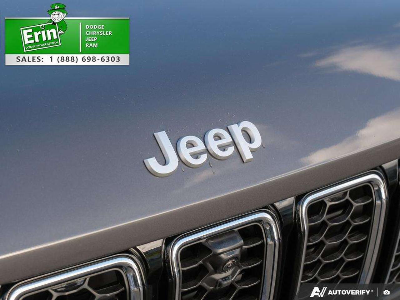 2025 Jeep Grand Cherokee OVERLAND 4X4 Photo