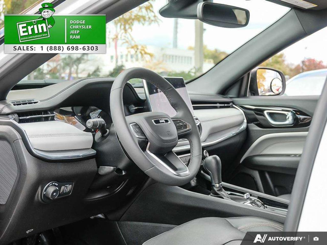 2023 Jeep Compass Limited 4X4 Photo