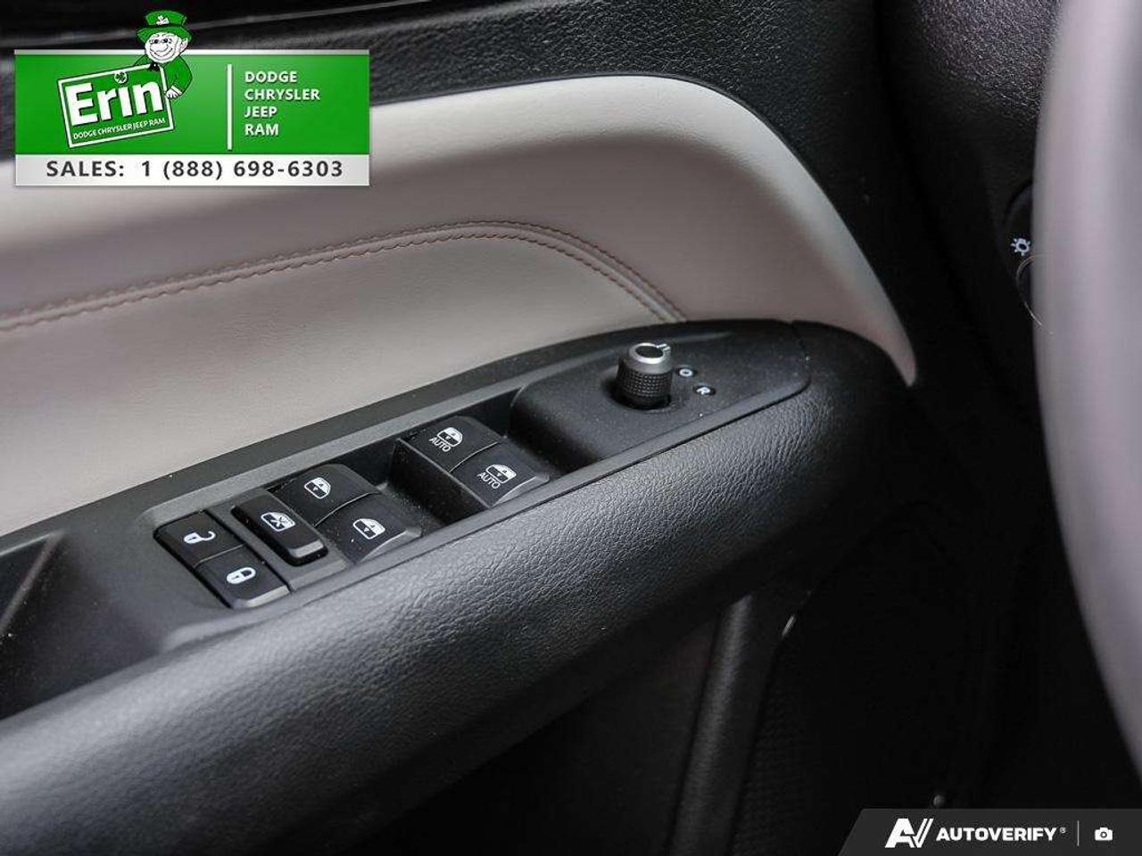 2023 Jeep Compass Limited 4X4 Photo