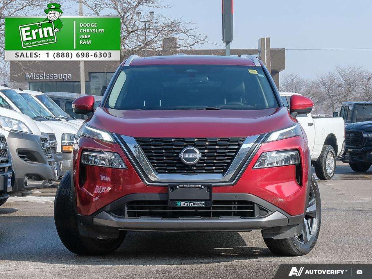 2023 Nissan Rogue AWD SL Photo5