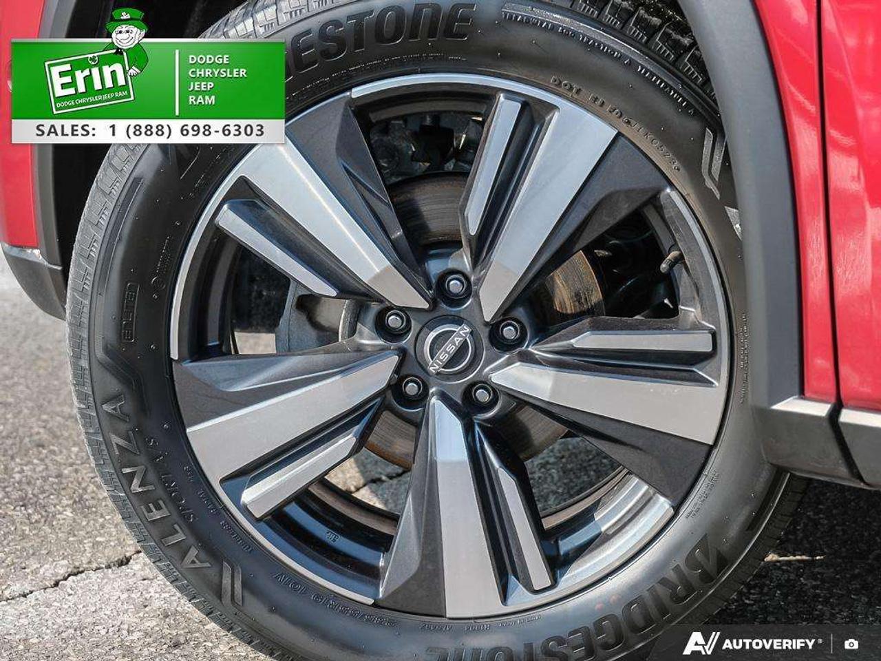 2023 Nissan Rogue AWD SL Photo