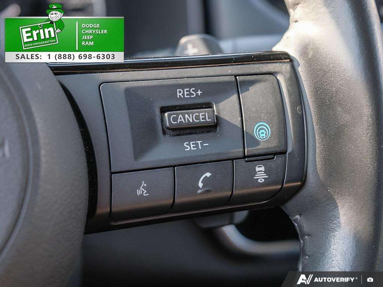 2023 Nissan Rogue AWD SL Photo