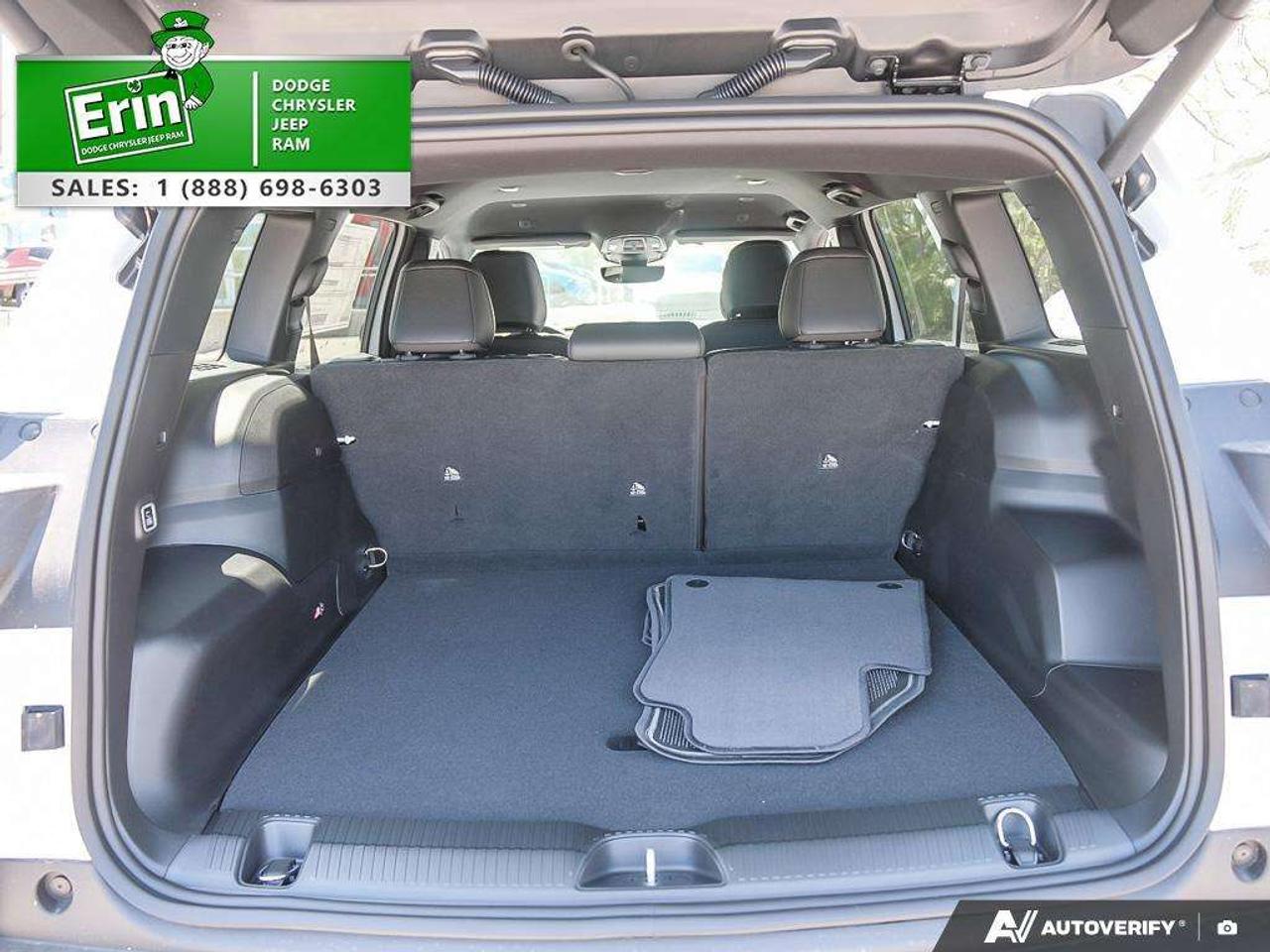 2026 Jeep Cherokee Limited 4x4 Hybrid Electric Vehicles (HEV) Photo