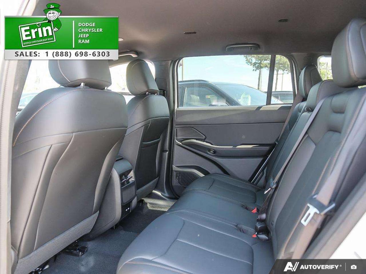 2026 Jeep Cherokee Limited 4x4 Hybrid Electric Vehicles (HEV) Photo
