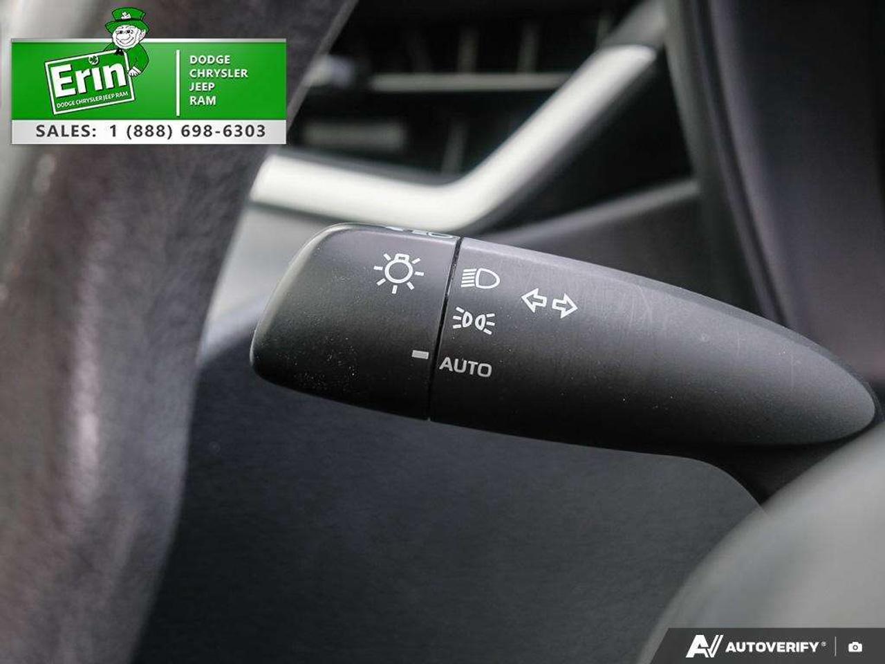 2023 Toyota Corolla Hybrid LE CVT Photo