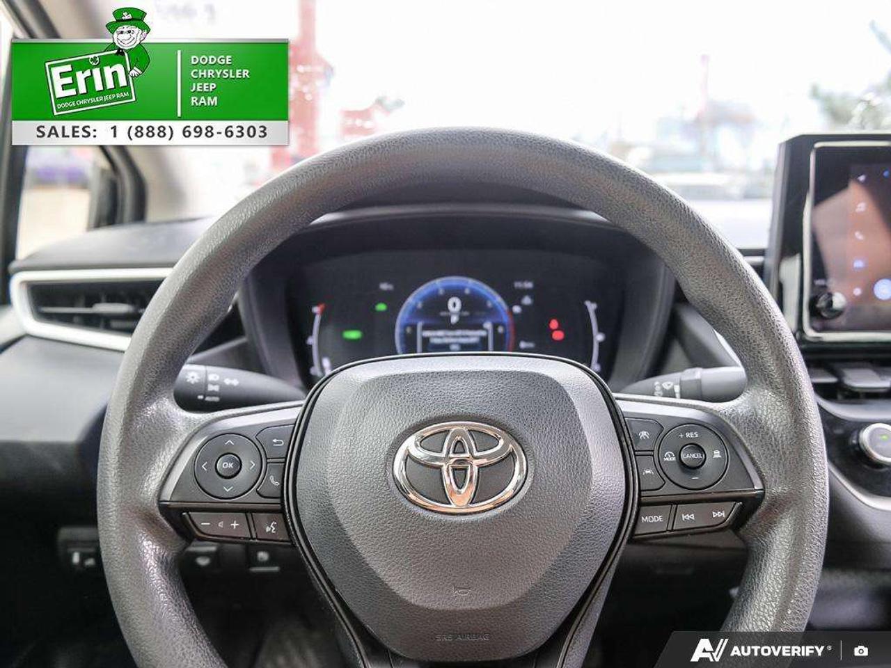 2023 Toyota Corolla Hybrid LE CVT Photo
