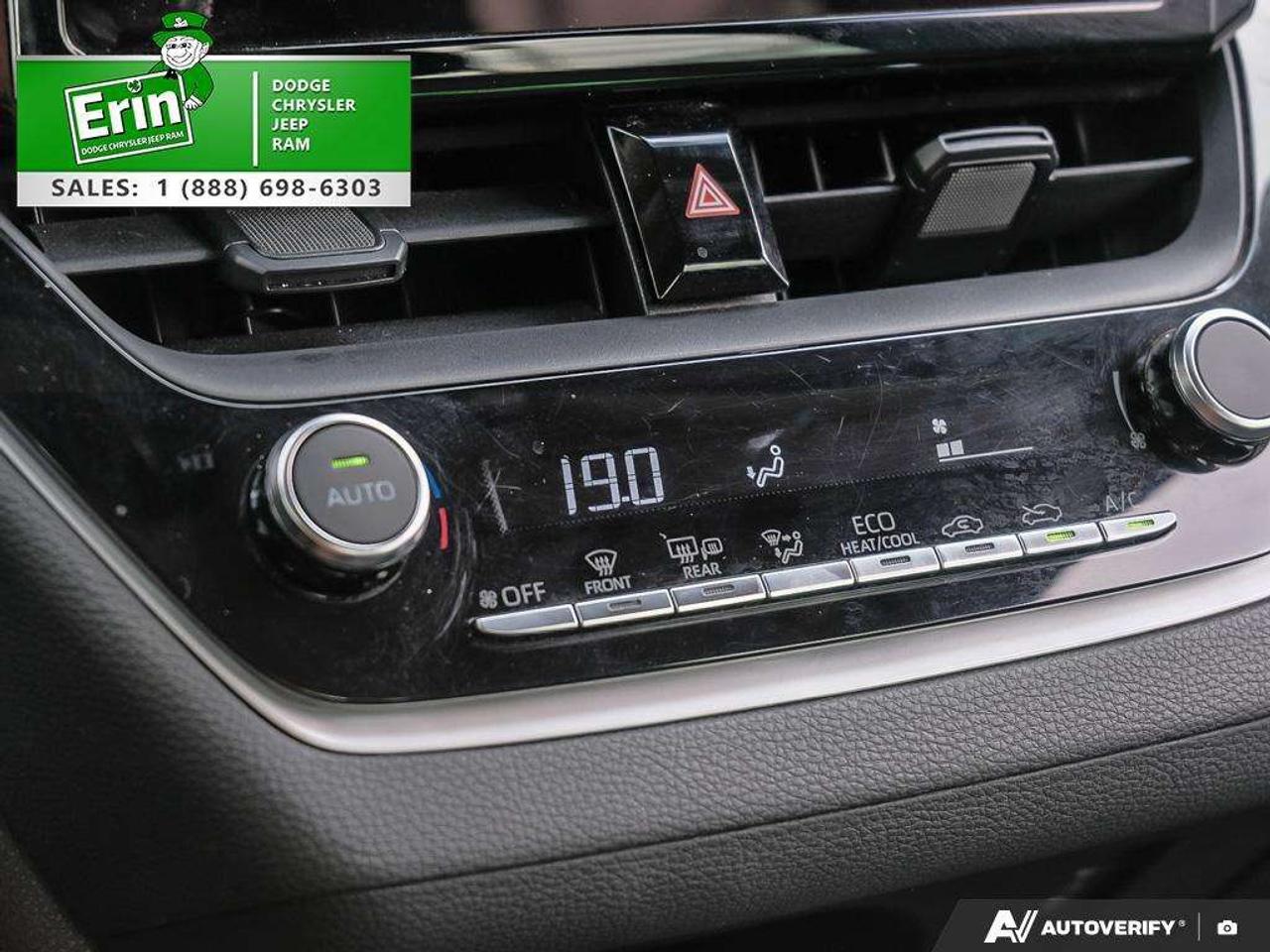 2023 Toyota Corolla Hybrid LE CVT Photo