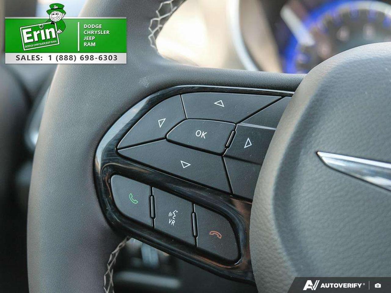 2024 Chrysler Pacifica Limited S Appearance Package Photo