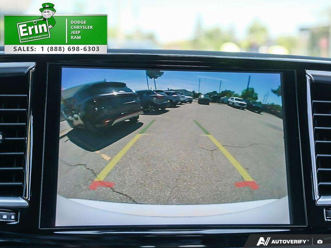 2024 Chrysler Pacifica Limited S Appearance Package Photo