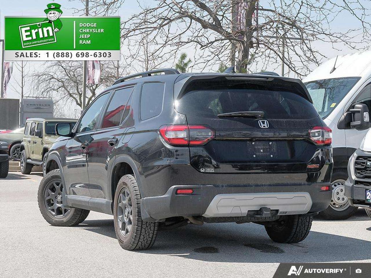 2025 Honda Pilot TrailSport AWD Photo