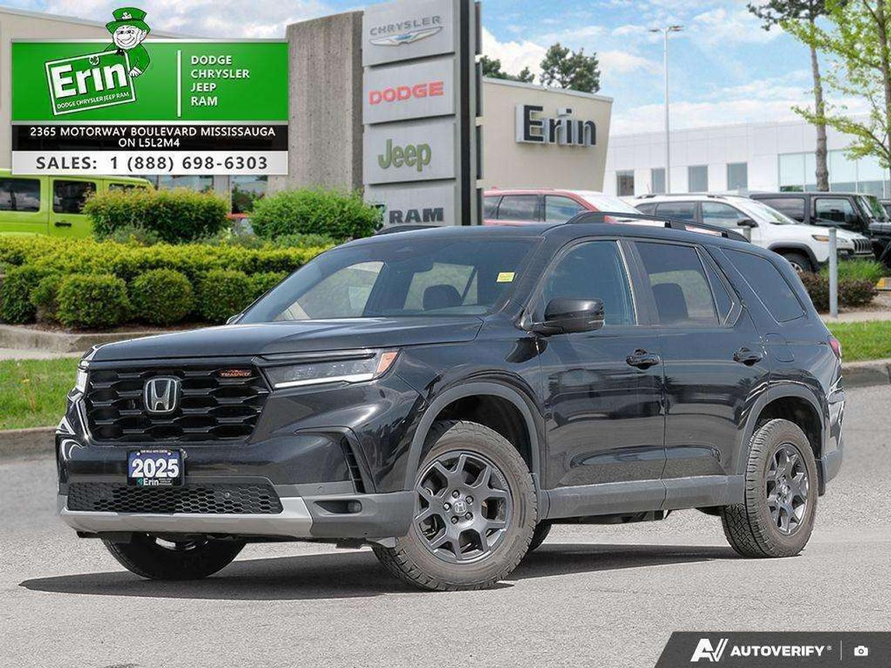 2025 Honda Pilot TrailSport AWD Photo0
