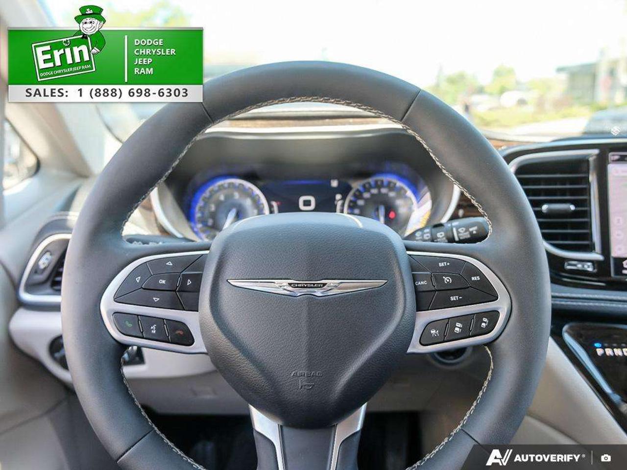 2024 Chrysler Pacifica Limited   360 SurroundView Camera   DVD Photo
