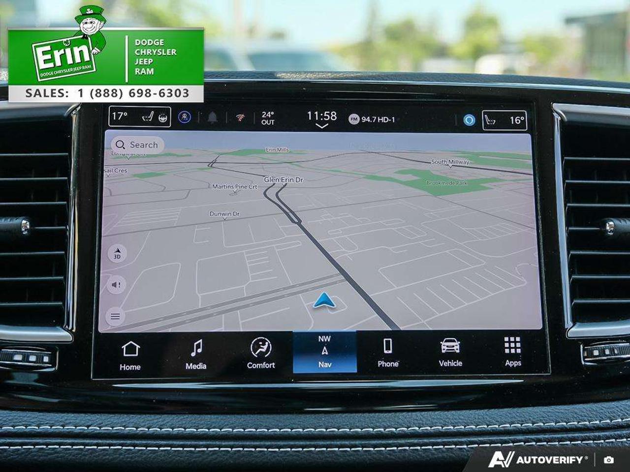 2024 Chrysler Pacifica Limited   360 SurroundView Camera   DVD Photo