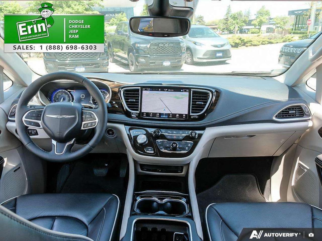 2024 Chrysler Pacifica Limited   360 SurroundView Camera   DVD Photo
