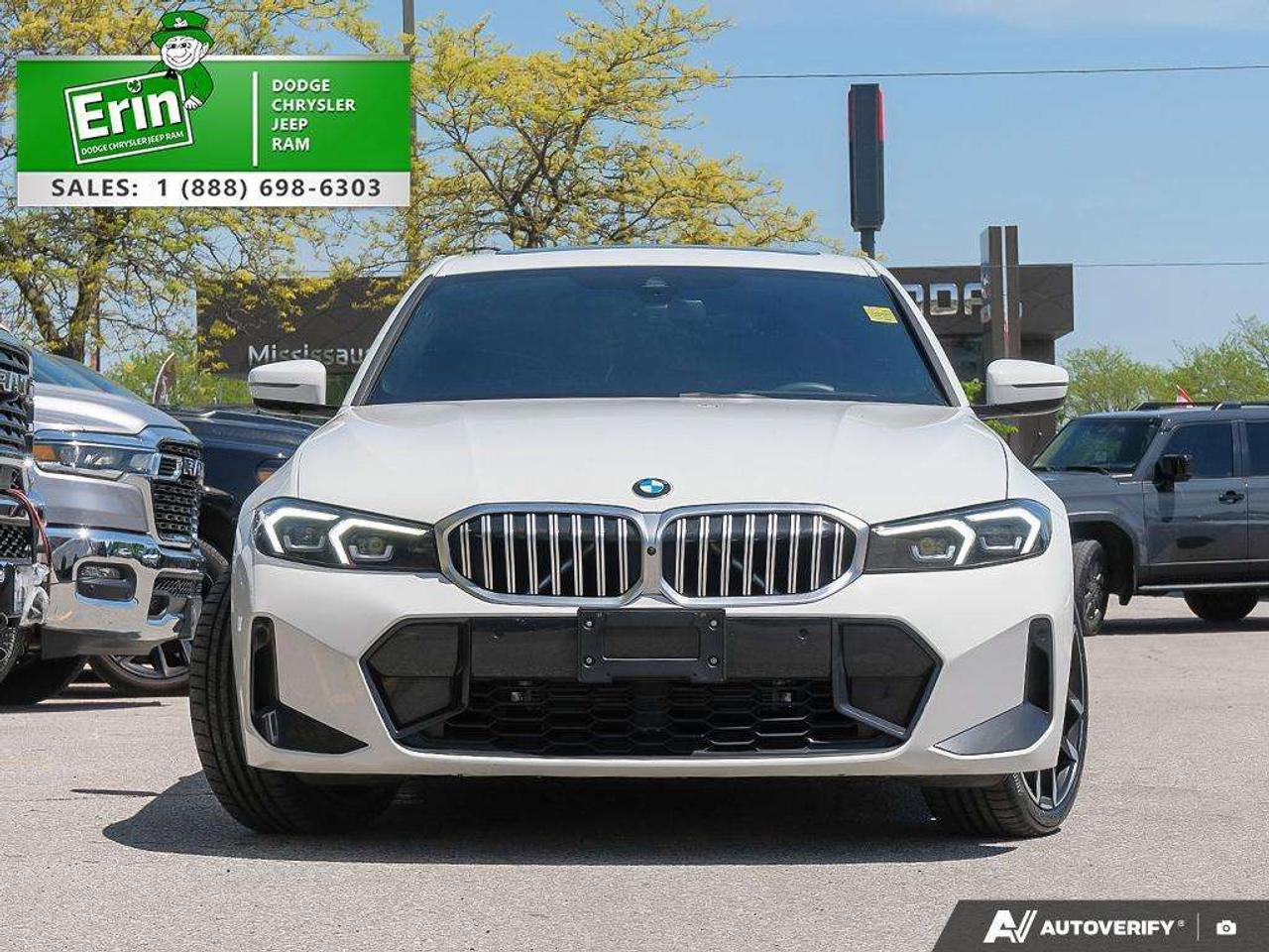 2025 BMW 3 Series 330i xDrive Sedan M Sport Package Premium Package Photo5