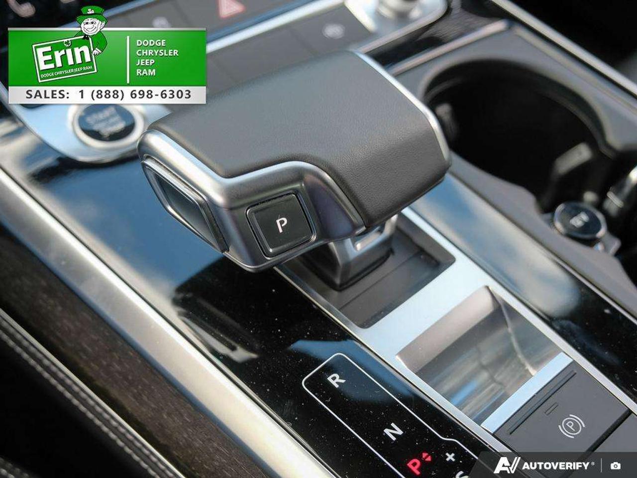2025 Audi Q8 Progressiv 55 TFSI quattro S-Line Photo