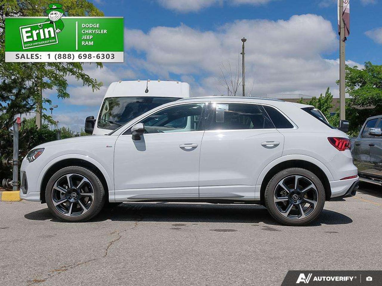 2025 Audi Q3 Progressiv 45 TFSI quattro S-Line Photo