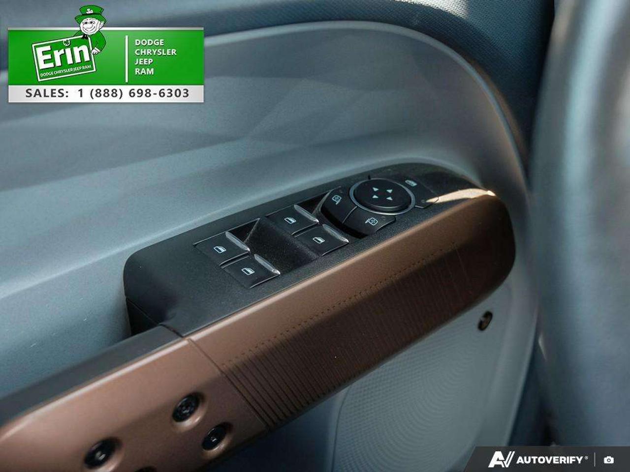 2022 Ford Maverick LARIAT 2 TONE BROWN INTERIOR Photo