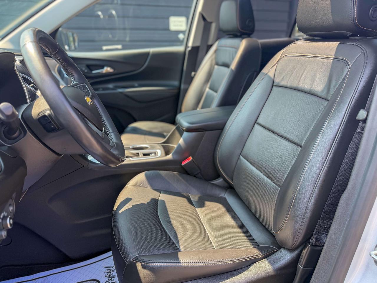 2018 Chevrolet Equinox Premier/1 OWNER/LOW KM/NAVI/BSM/ACC/PANO/CAMERA Photo