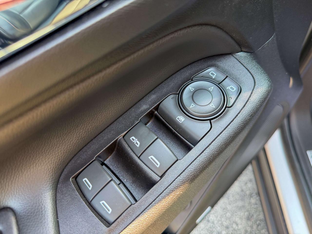 2018 Chevrolet Equinox Premier/1 OWNER/LOW KM/NAVI/BSM/ACC/PANO/CAMERA Photo