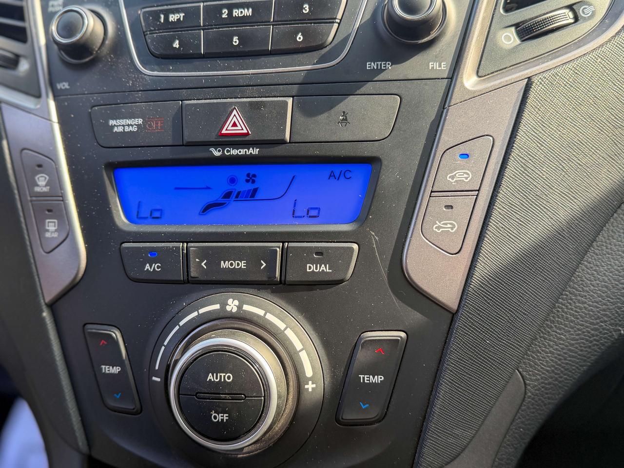 2016 Hyundai Santa Fe Premium-SPORT/53,791 KM/NO ACCIDENTS/AWD/2.0L Photo