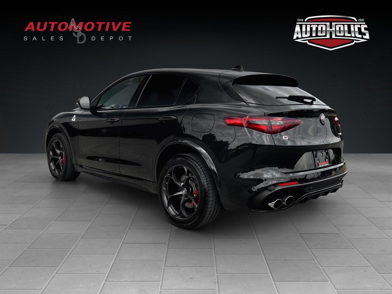 2018 Alfa Romeo Stelvio Quadrifoglio Photo