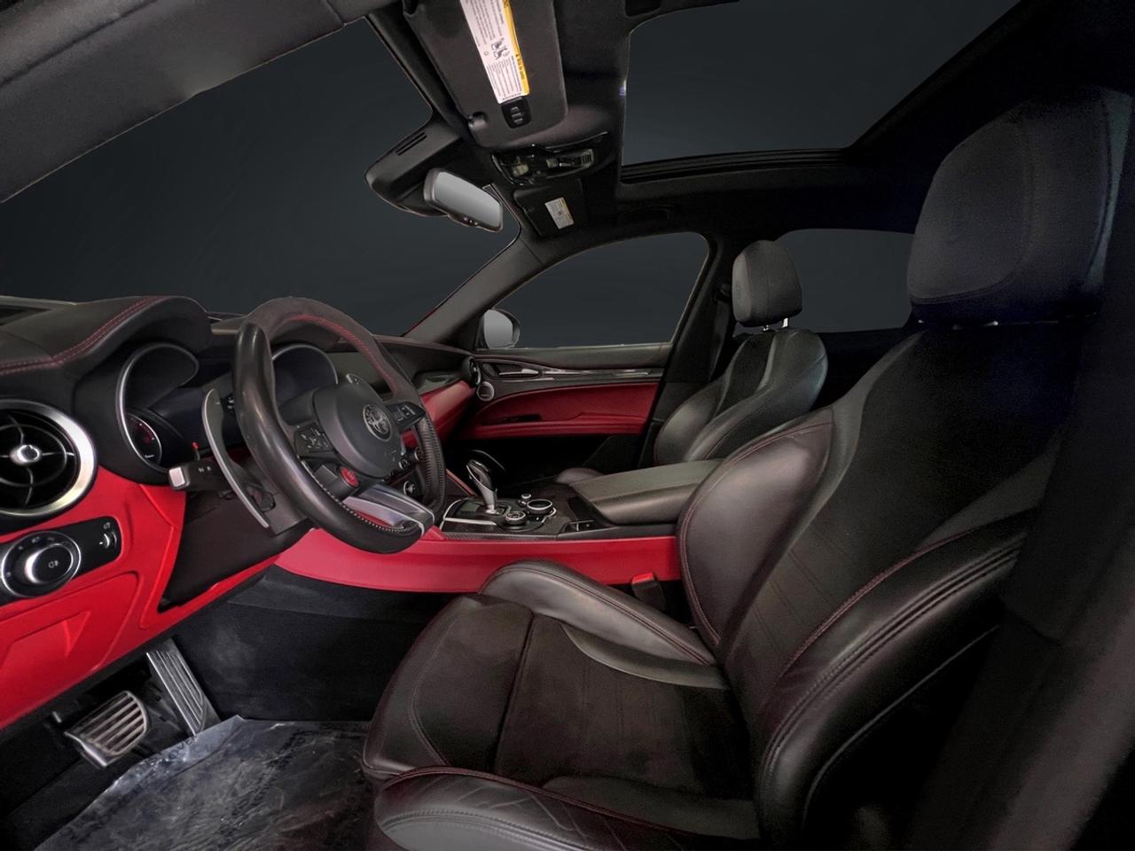 2018 Alfa Romeo Stelvio Quadrifoglio Photo