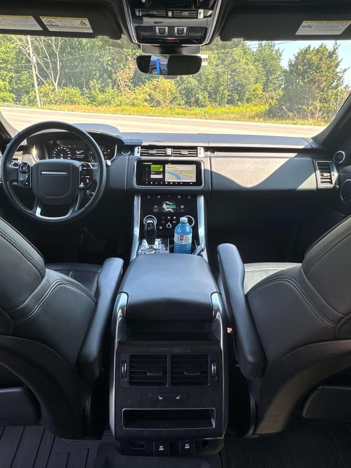 2019 Land Rover Range Rover Sport HSE Photo