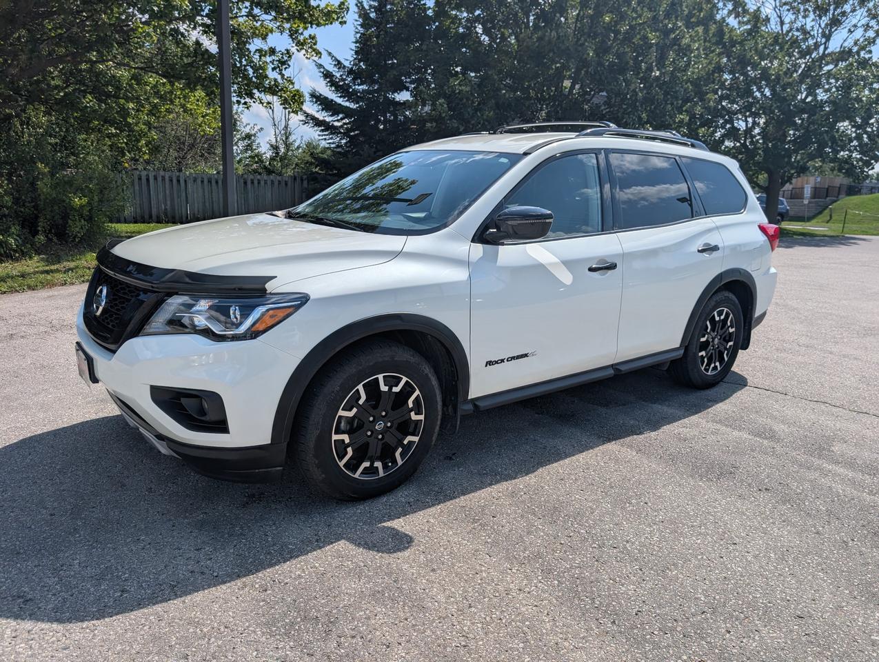 2020 Nissan Pathfinder SV Tech (CVT) (EOP 3/31/20) 4dr 4x4 Photo0