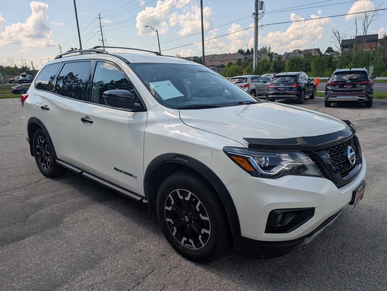 2020 Nissan Pathfinder SV Tech (CVT) (EOP 3/31/20) 4dr 4x4 Photo