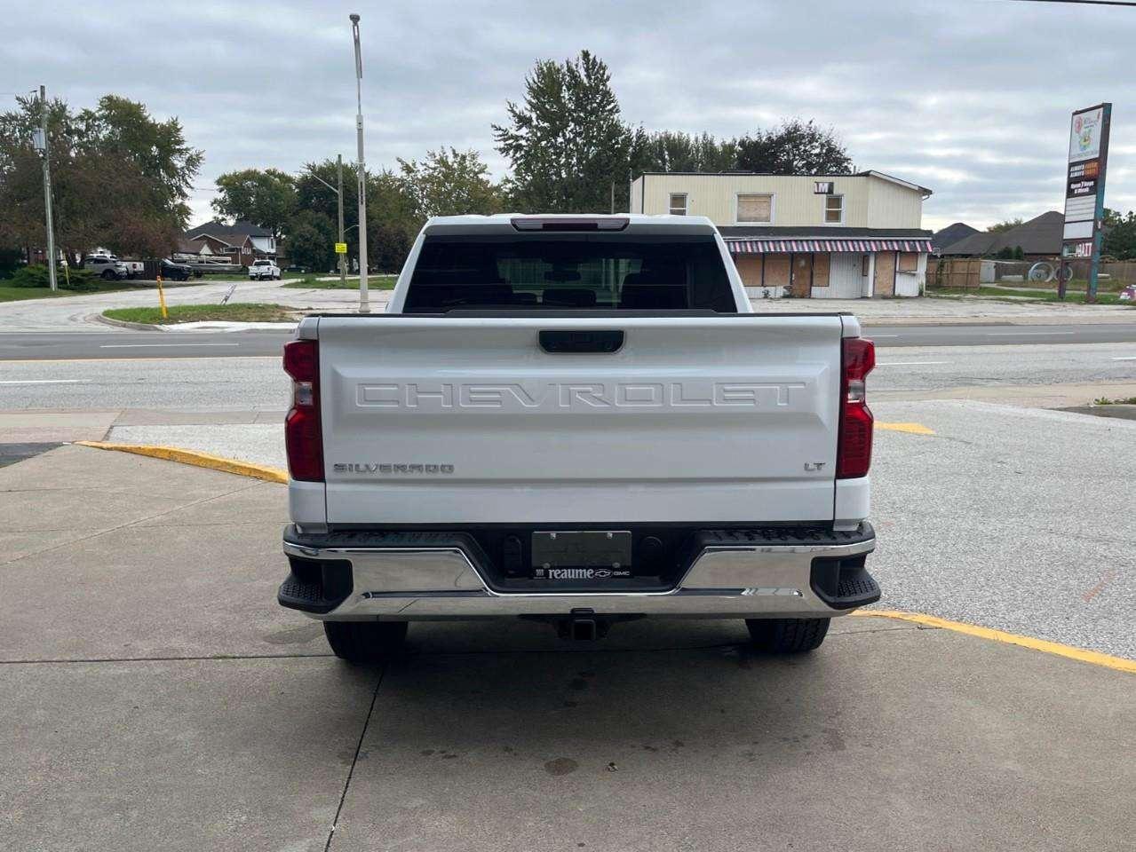 2025 Chevrolet Silverado 1500 LT1 CPO Rates Apply @ 0.99%-5.49% OAC Photo