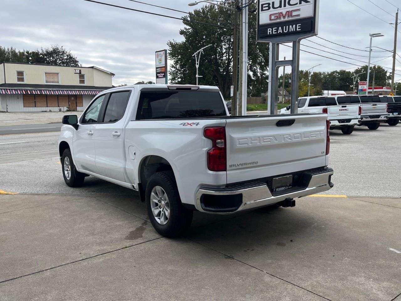 2025 Chevrolet Silverado 1500 LT1 CPO Rates Apply @ 0.99%-5.49% OAC Photo
