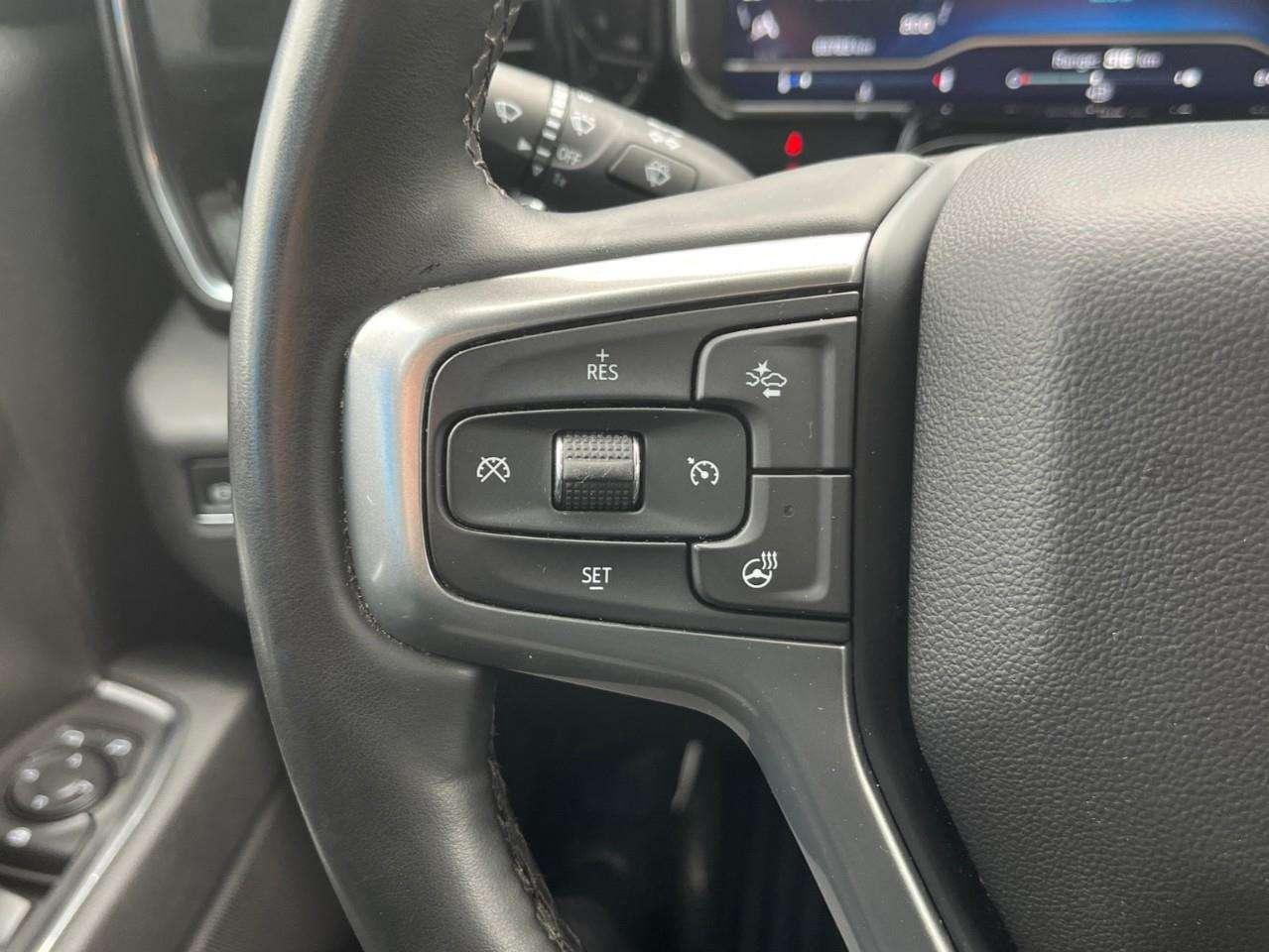 2025 Chevrolet Silverado 1500 LT1 CPO Rates Apply @ 0.99%-5.49% OAC Photo