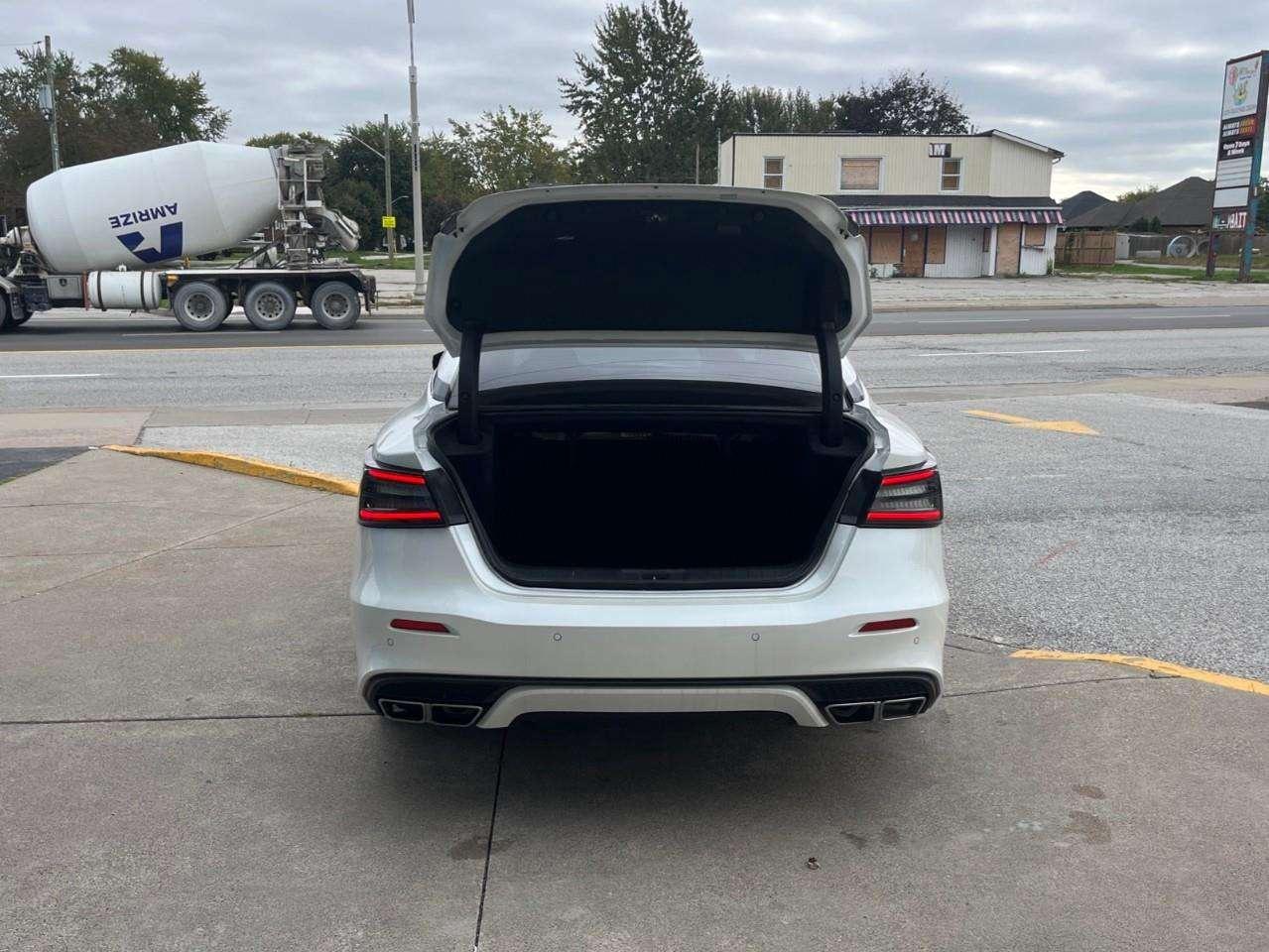 2019 Nissan Maxima Platinum Rare Local Trade Photo