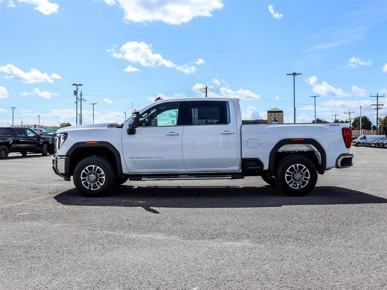 2026 GMC SIERRA 2500HD Crew Cab Standard Box 4-Wheel Drive SLE Photo2