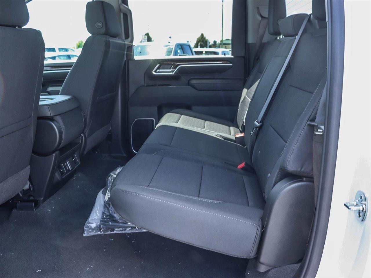 2026 GMC SIERRA 2500HD Crew Cab Standard Box 4-Wheel Drive SLE Photo