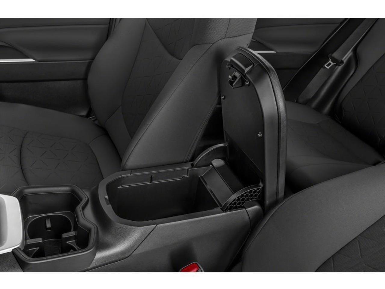 2025 Toyota RAV4 Hybrid XLE 4dr All-Wheel Drive Photo