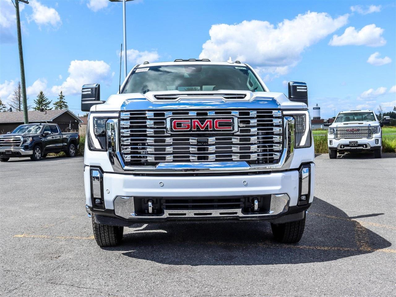 2026 GMC Sierra 3500HD 4WD Crew Cab Long Box Denali Photo1