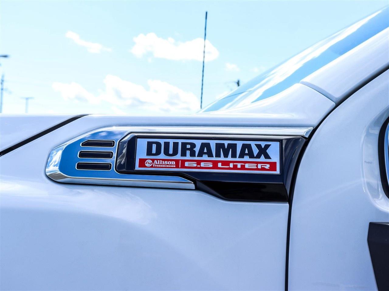 2026 GMC Sierra 3500HD 4WD Crew Cab Long Box Denali Photo